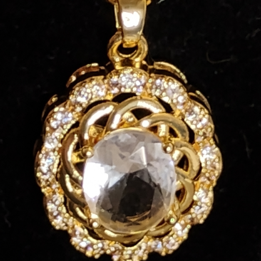 NWOT Swarovski Crystal Elements Stainless Steel Gold Overlay Pendant Necklace - Picture 6 of 6